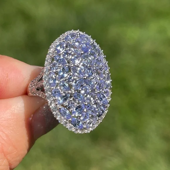 Tanzanite and white zircon floral ring - Picture 7 of 7